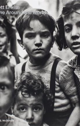  Elliott Erwitt: Home Around the World