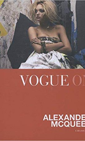 Fox, Chloe : Vogue on: Alexander McQueen - Vogue on Designers